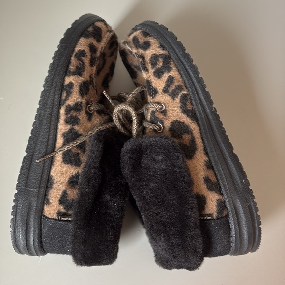 HEY DUDE BRITT LEOPARD NUT WOMEN’S Booties Size 7 - Picture 3 of 8